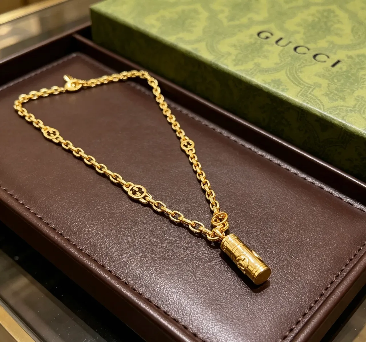 Gucci Gold Curb Chain Interlocking G Logo Links Necklace 8