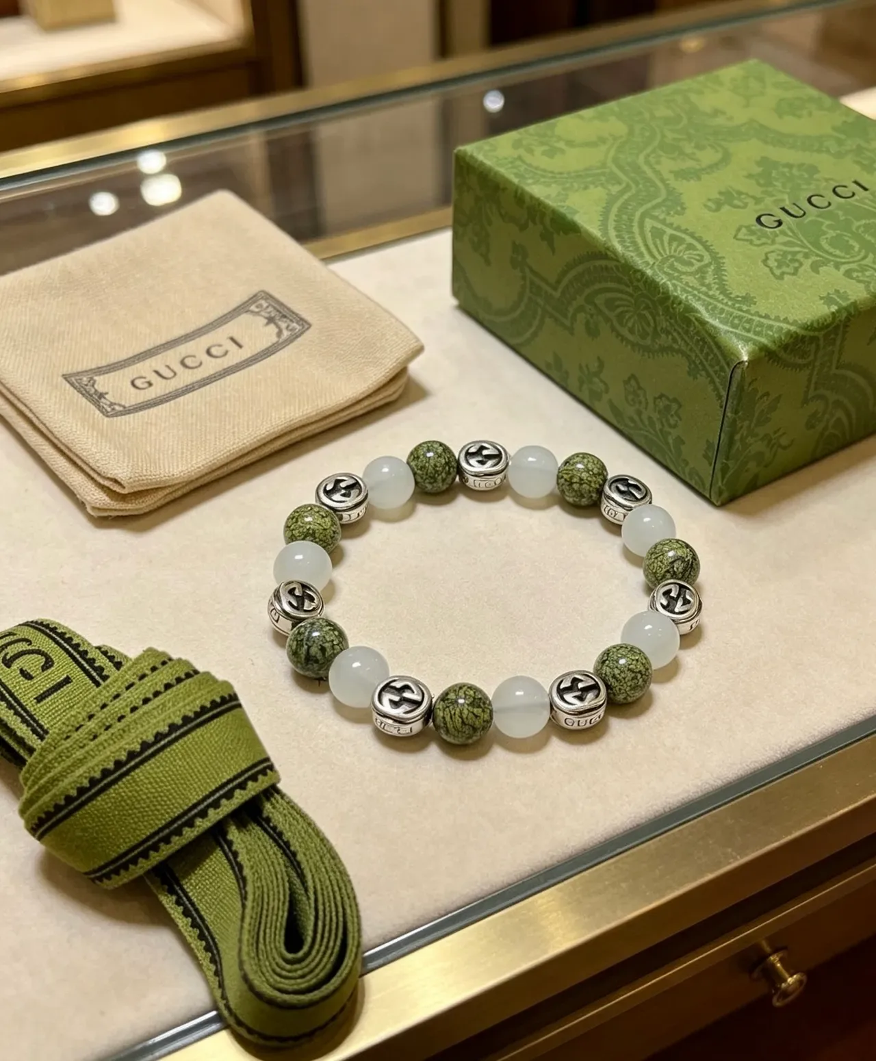 Gucci Green White Beaded Interlocking G Charms Bracelet 6