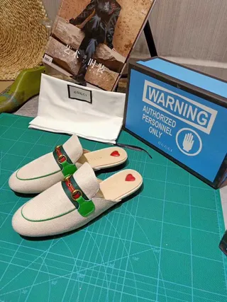 Gucci Horsebit 1955 Beige Vert Canevas Tissé Partie Supérieure Détail Boucle Mocassin 4