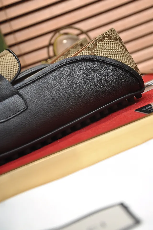 Gucci Horsebit 1955 বেইজ মনোগ্রাম ক্যানভাস এবং কালো লেদার লোফার্স 3