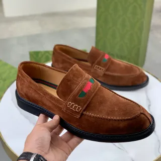 Gucci Horsebit 1955 Mocasines de ante marrón con raya web