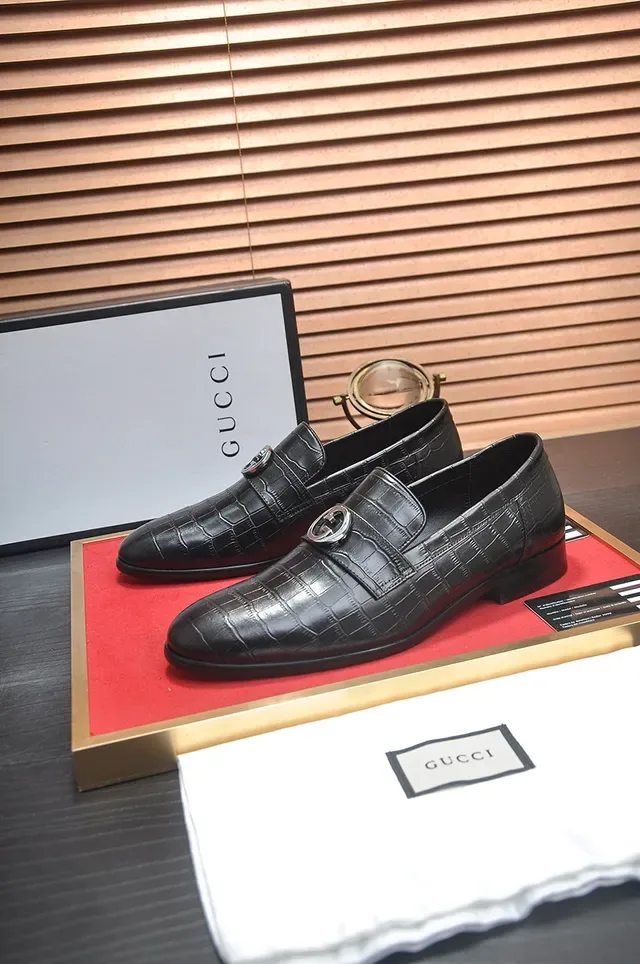 Gucci Horsebit 1955 Mocassins en cuir à embossage crocodile 4