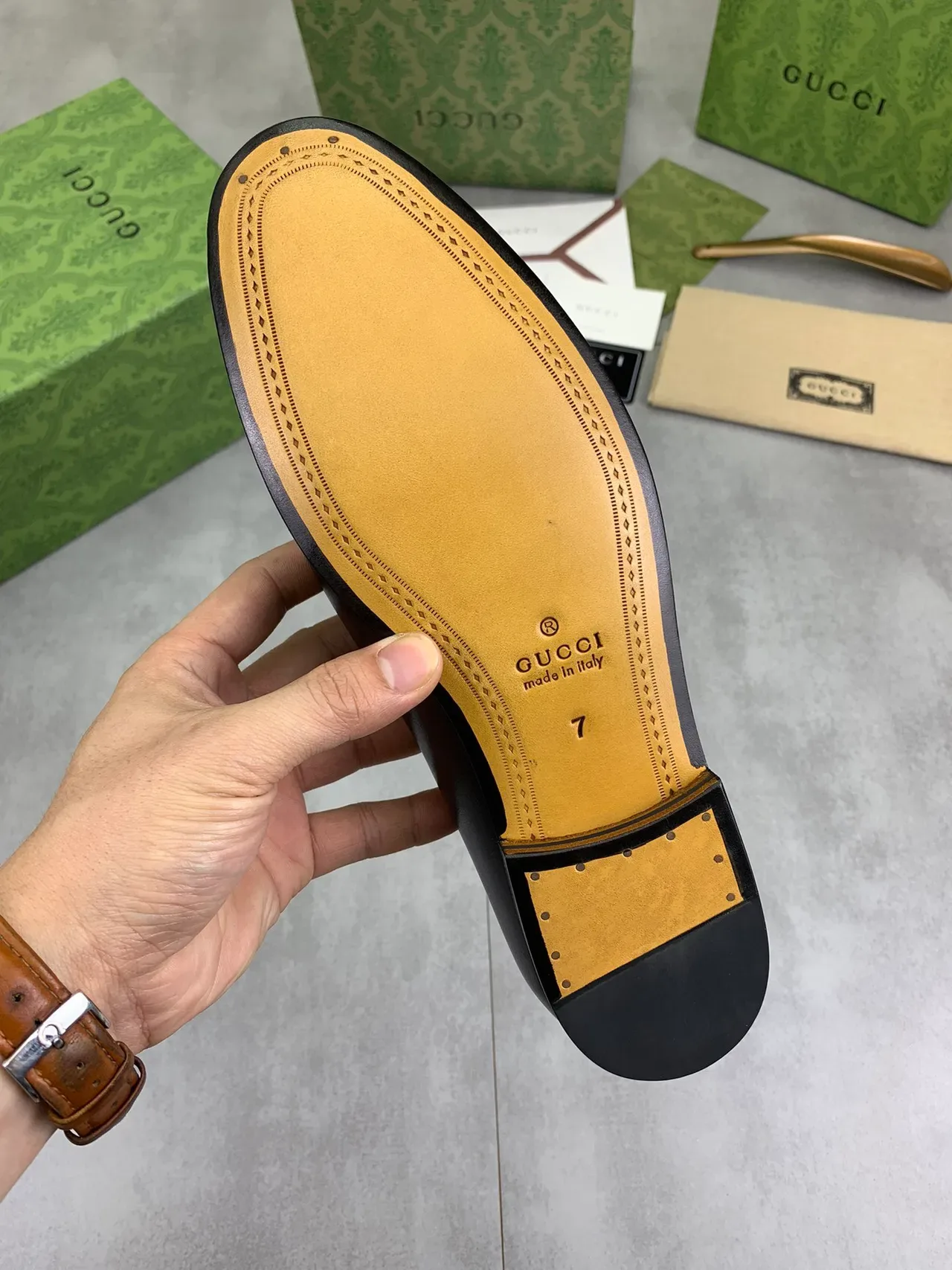 Gucci Horsebit 1955 एम्बॉस्ड जीजी ब्लैक लेदर लोफर्स 3