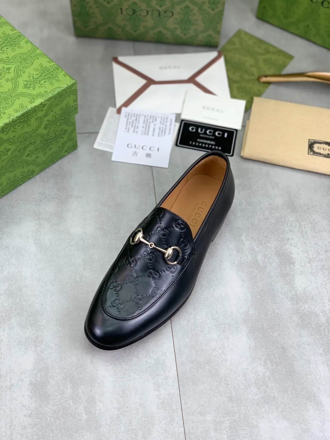 Gucci Horsebit 1955 एम्बॉस्ड जीजी ब्लैक लेदर लोफर्स 4