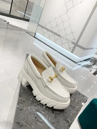 Gucci Horsebit 1955 白皮革 金 Horsebit 乐福鞋 5