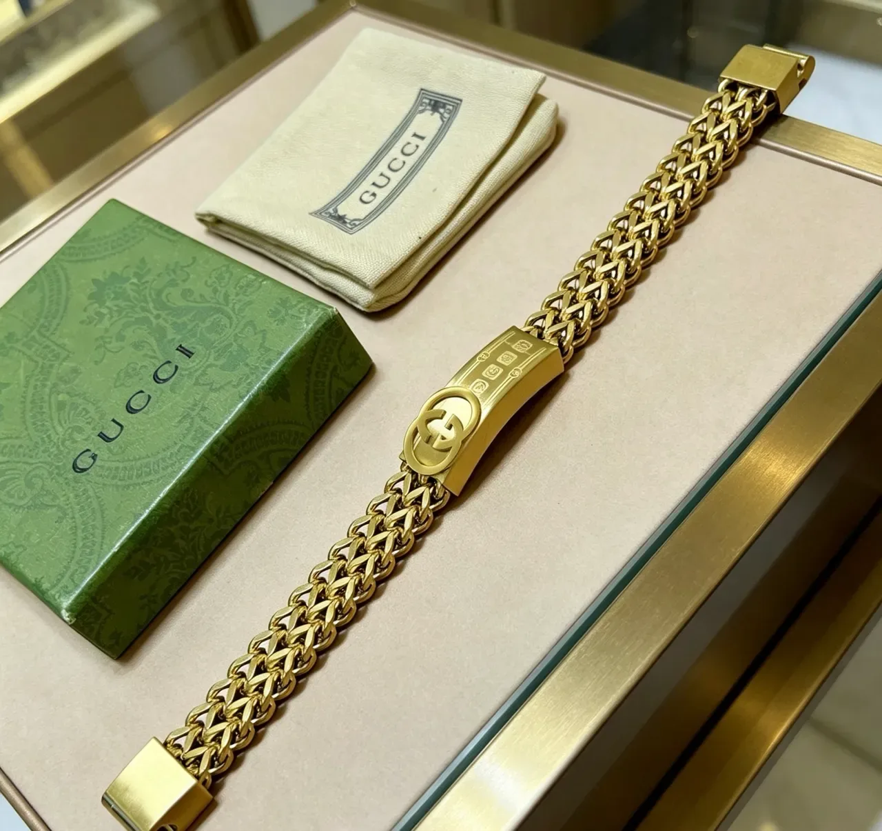 Gucci Iconic Chain Interlocking G Gold Bracelet 9