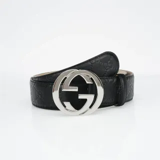 Cinto Gucci Interlocking G Preto Prata Embossed GG Monograma Fivela Polida Couro