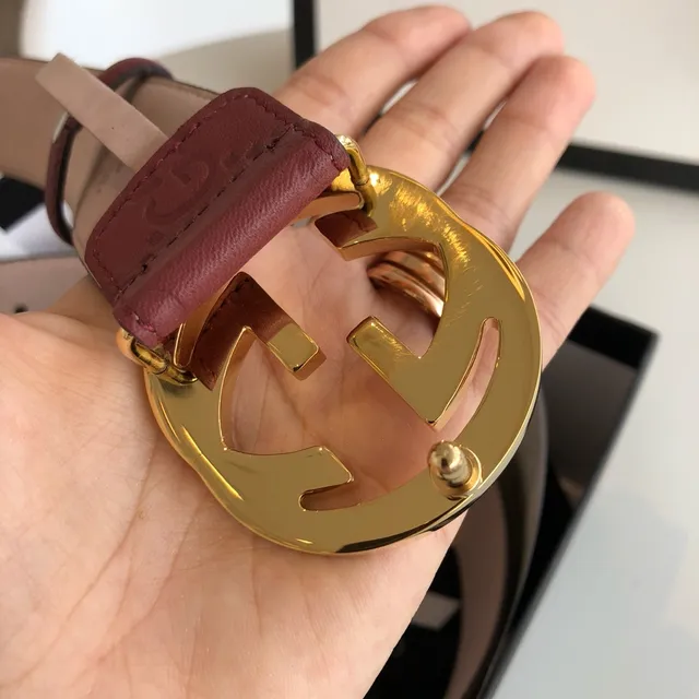 حزام جلد Gucci Ophidia برغوندي منقوش GG 2