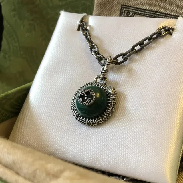 Gucci Ornate Serpent Medallion Antiqued Silver Collier 3