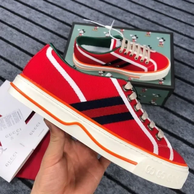 Gucci vermelho verde lona superior painéis laterais listrados sneakers lifestyle 2