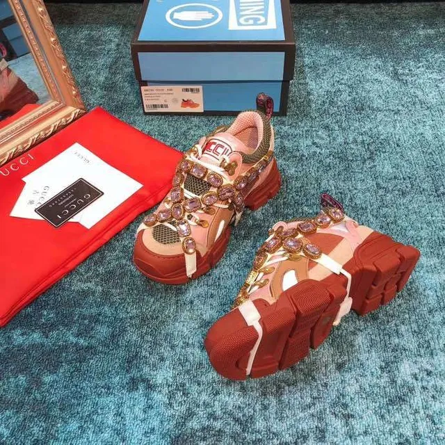 Gucci Rhyton Chaussures chunky avec cristaux en rose et rouge 7