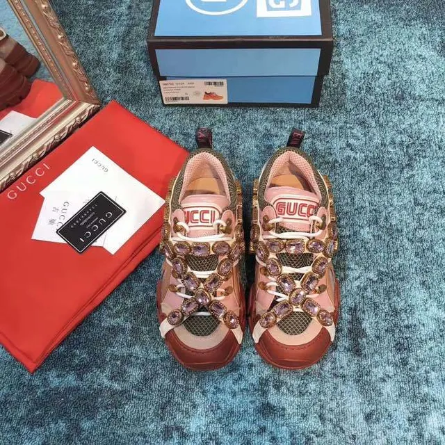 Gucci Rhyton Chaussures chunky avec cristaux en rose et rouge 9