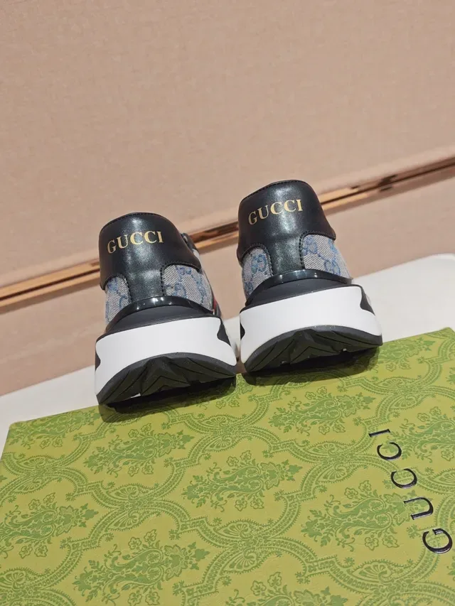 Gucci Rhyton GG Monogram قماش كانفاس وجلد شريط ويب أحذية أسلوب حياة 4