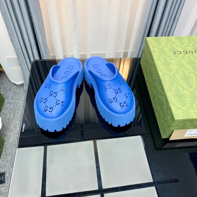 Gucci Screener Sandales de plateforme bleues 3