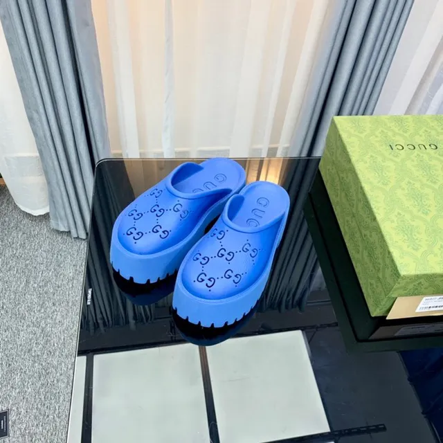 Gucci Screener Sandales de plateforme bleues 6