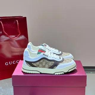 Gucci Screener GG Monogram 帆布 Web Stripe 生活风格运动鞋