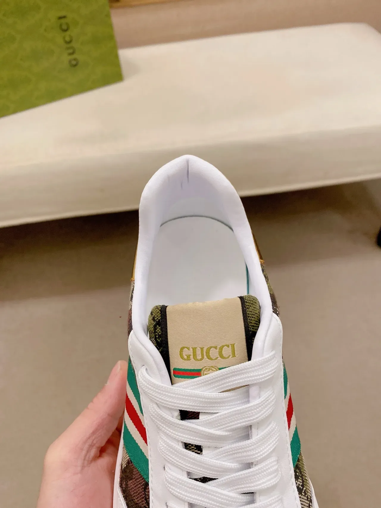 Gucci Screener GG Monogram Web Stripe حذاء رياضي أسلوب حياة 6