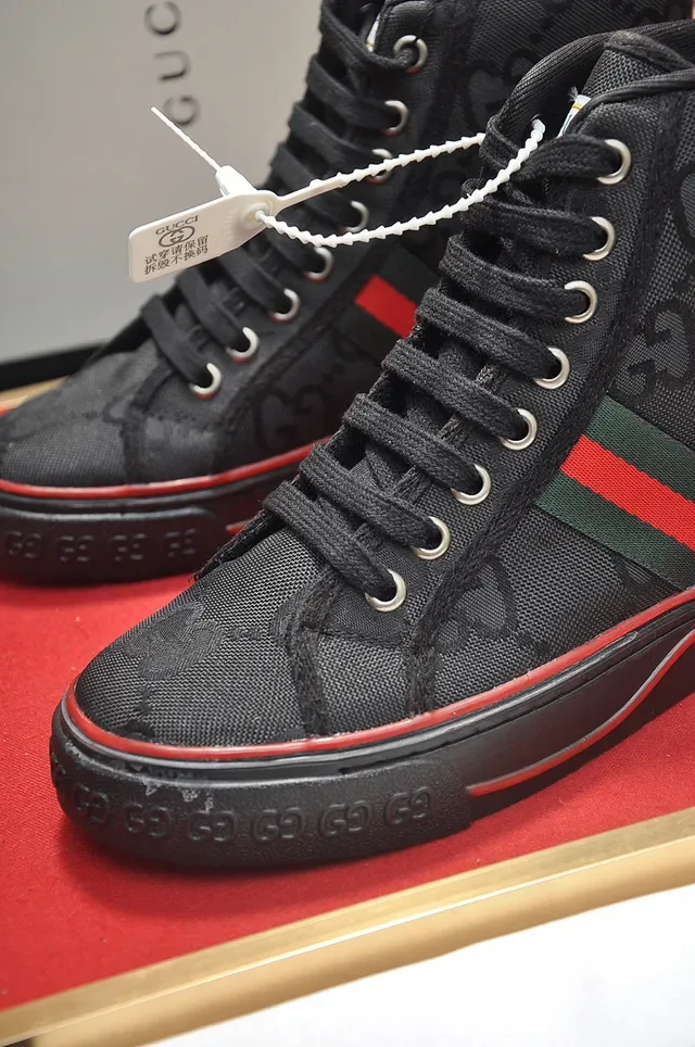 Gucci Screener High Top Preto Vermelho Verde Listra Web Estilo de Vida Tênis 3