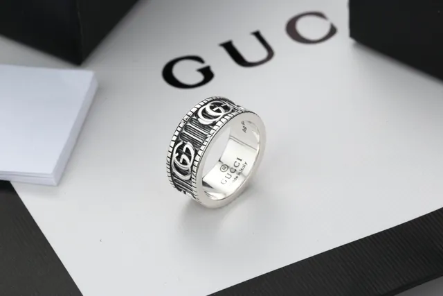 Gucci Screener Interlocking GG خاتم نطاق عريض 5