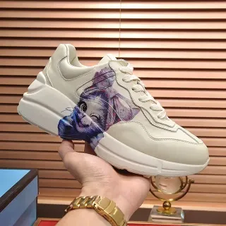 Gucci Screener Off-White Impresión Gráfica Zapatilla de Estilo de Vida