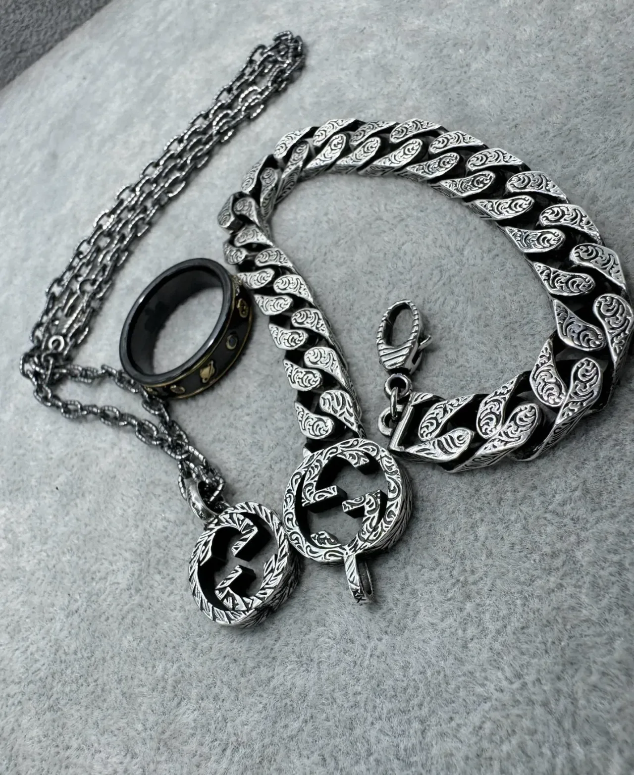 Gucci 银绿色 粗链条 雕刻叶纹 手链 4