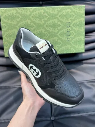 Gucci Tennis 1977 Sneakers Lifestyle Preto e Branco 2