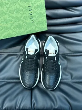 Gucci Tennis 1977 Sneakers Lifestyle Preto e Branco 3