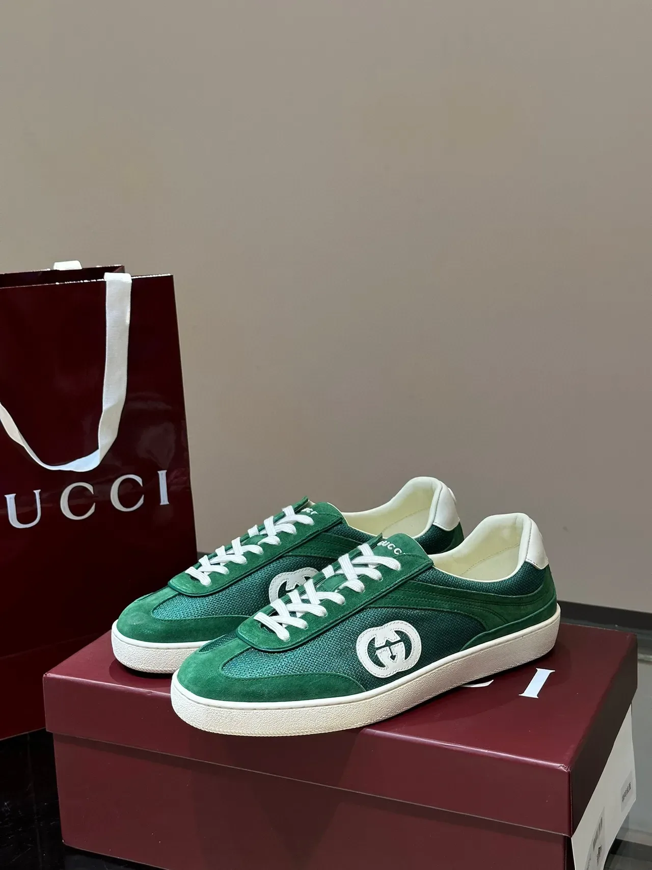 Gucci Tennis 1977 Green Suede and Mesh Lifestyle Sneakers 3