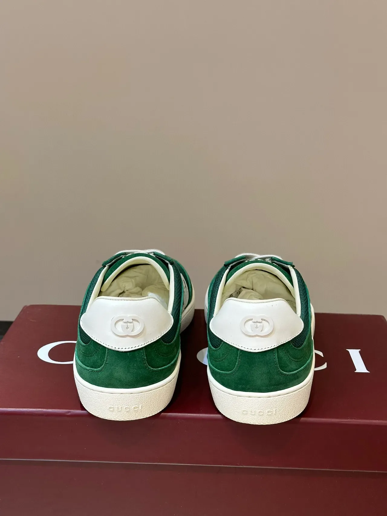 Gucci Tennis 1977 Green Suede and Mesh Lifestyle Sneakers 6