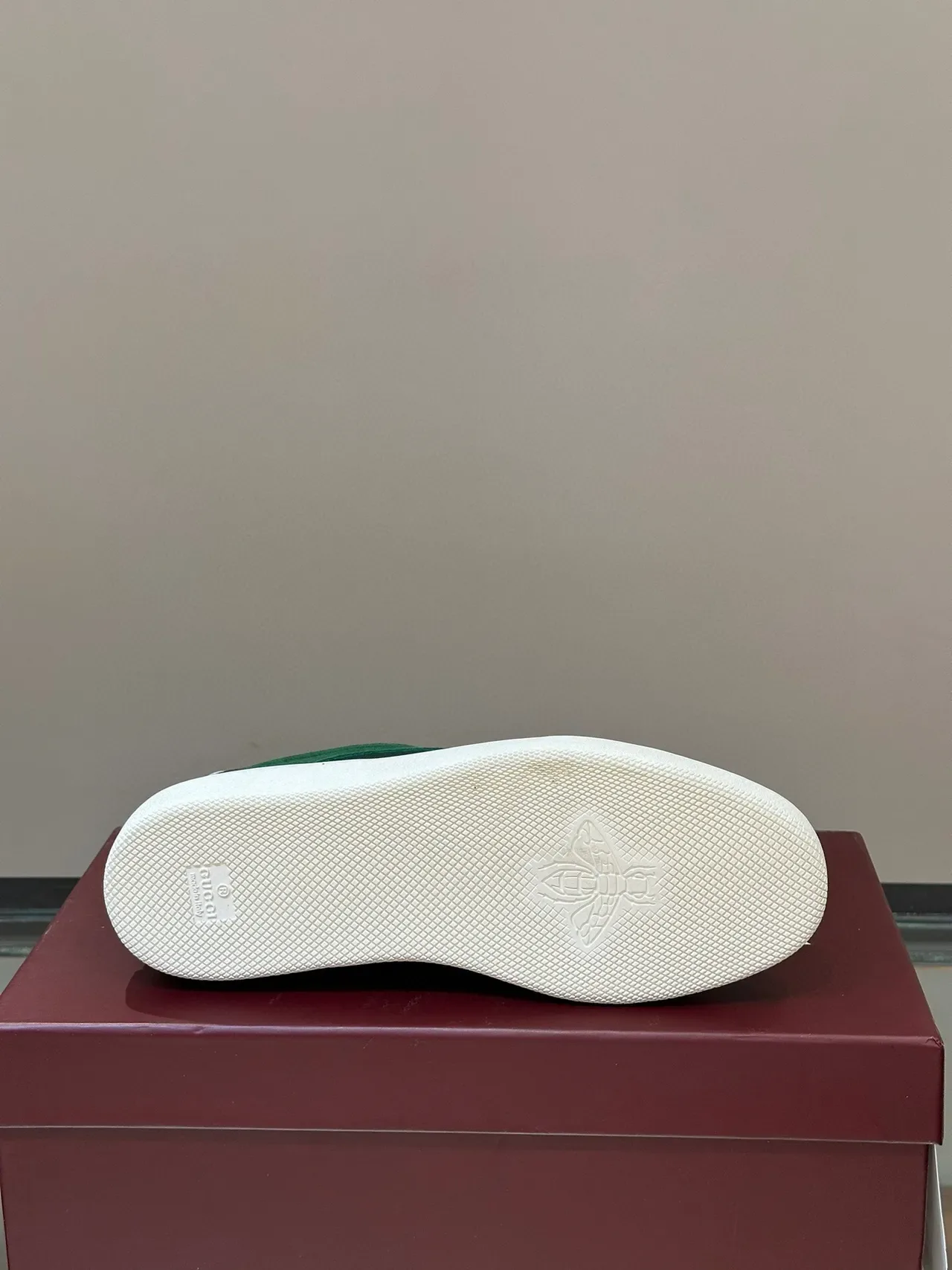 Gucci Tennis 1977 Green Suede and Mesh Lifestyle Sneakers 7