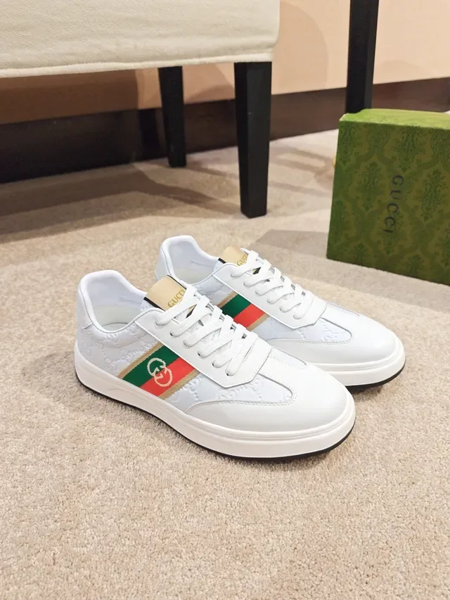 Gucci Tennis 1977 সাদা সবুজ লাল ওয়েব স্ট্রাইপ লাইফস্টাইল স্নিকার্স 4