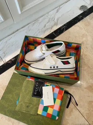 Gucci Tennis 1977 أبيض أخضر Velcro حزام إغلاق شبكة خطوط كعب أكسنت نمط حياة أحذية 8