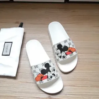 Gucci x Disney Mickey Mouse GG Zapatillas deslizantes