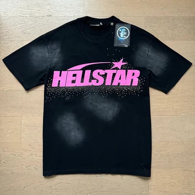 Camiseta gráfica oversized Hellstar preta e rosa 8