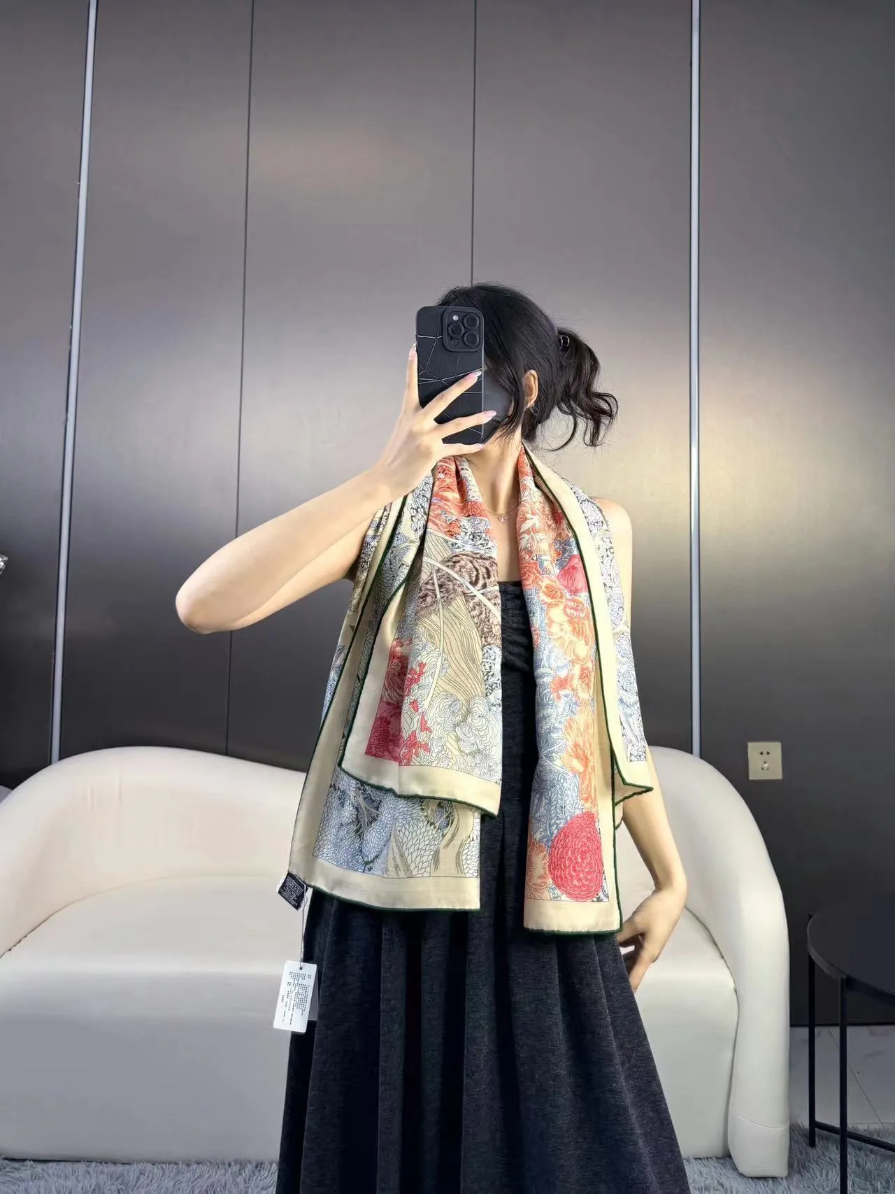 Hermès भूरे नारंगी वनस्पति प्रिंट हरिंगबोन वीव रेशम स्कार्फ 6