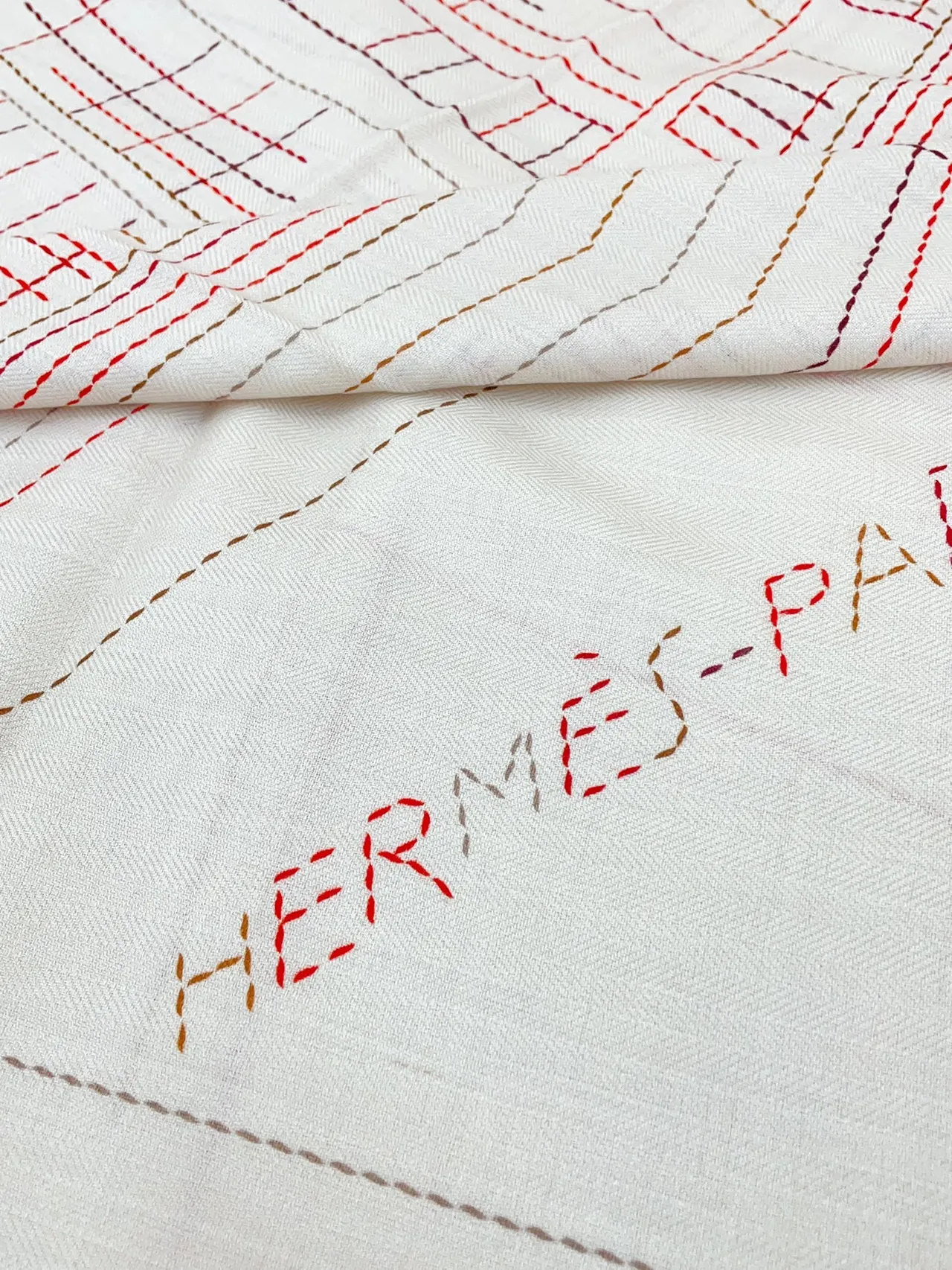 Hermès Beige Red Woven Herringbone Base Stitched Grid Pattern Shawl 9