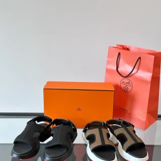 Hermès صندل كاجوال أسود وبيج قاعدة منصة حزام مزدوج شكل ت