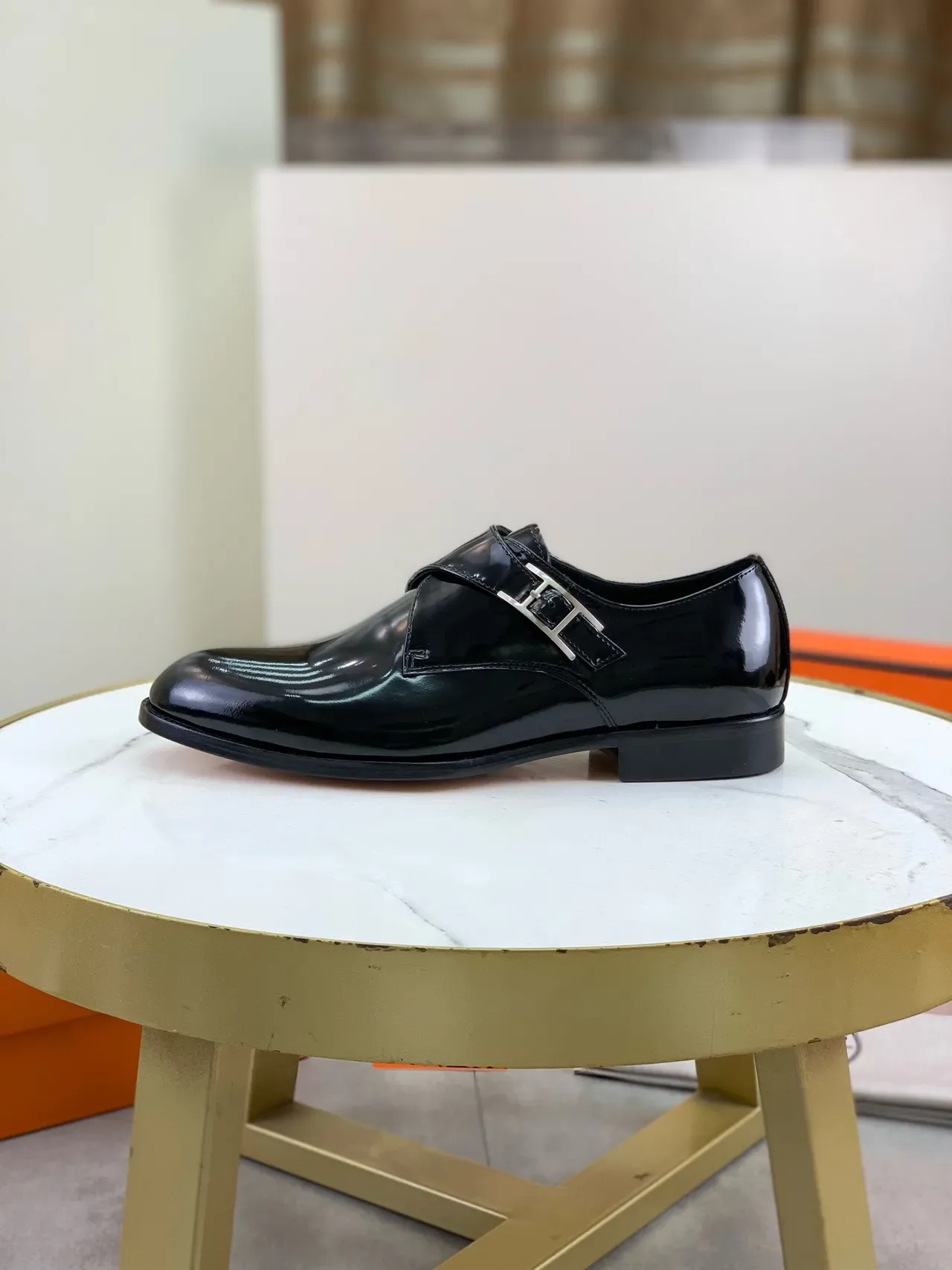 Hermès أحذية مونك جلد أسود فضي لامع براءة اختراع حزام واحد 6