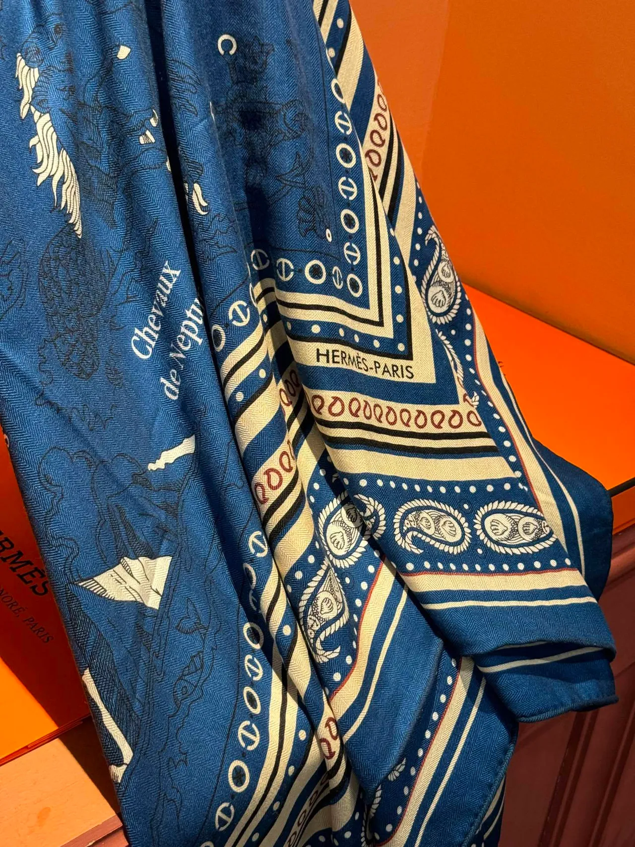 Hermès Carte Marine नेवी ब्लू रेशम स्कार्फ 9