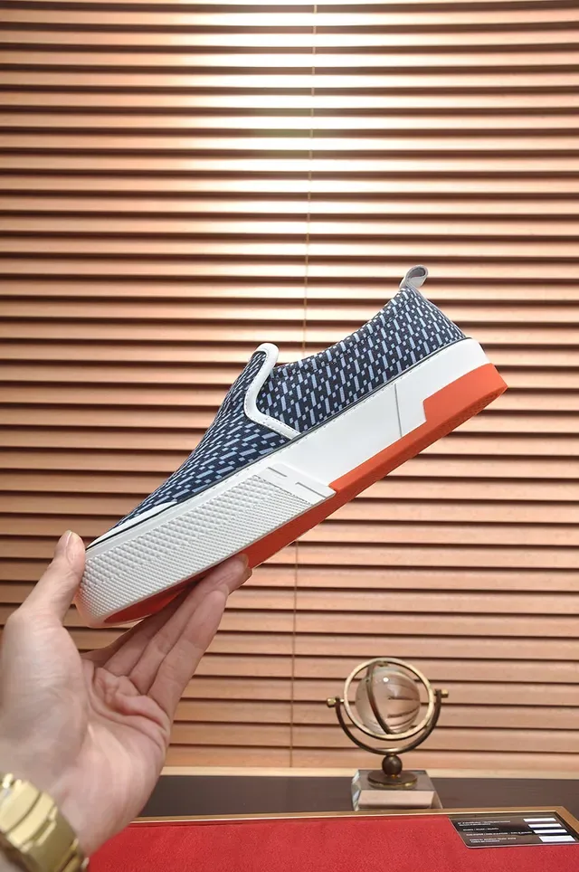 Hermès Tênis Slip-On Navy e Branco com Superior de Malha Padrão 6
