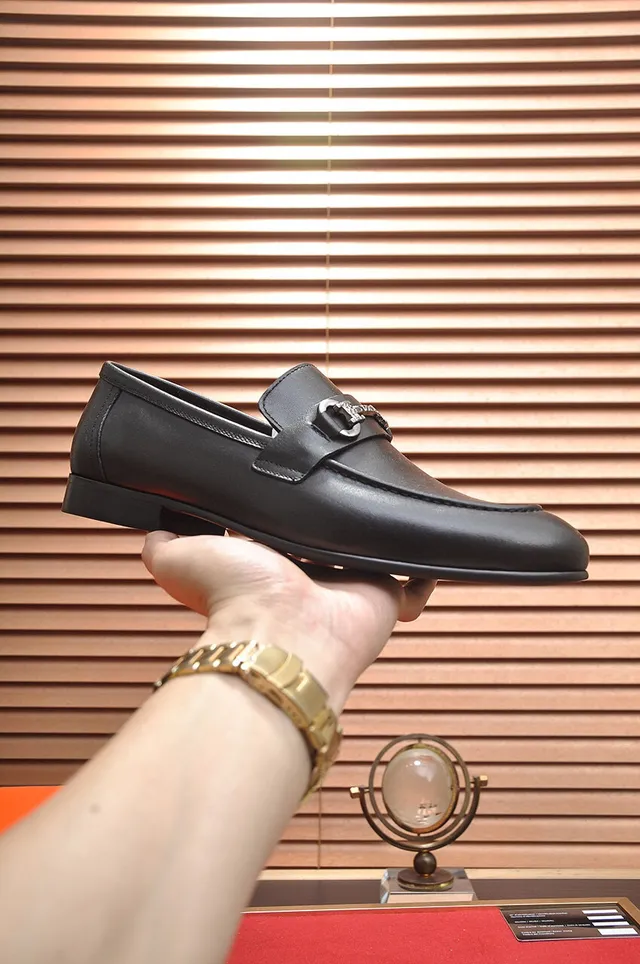 Hermès Oran Mocassins de cuero negro con mors 4