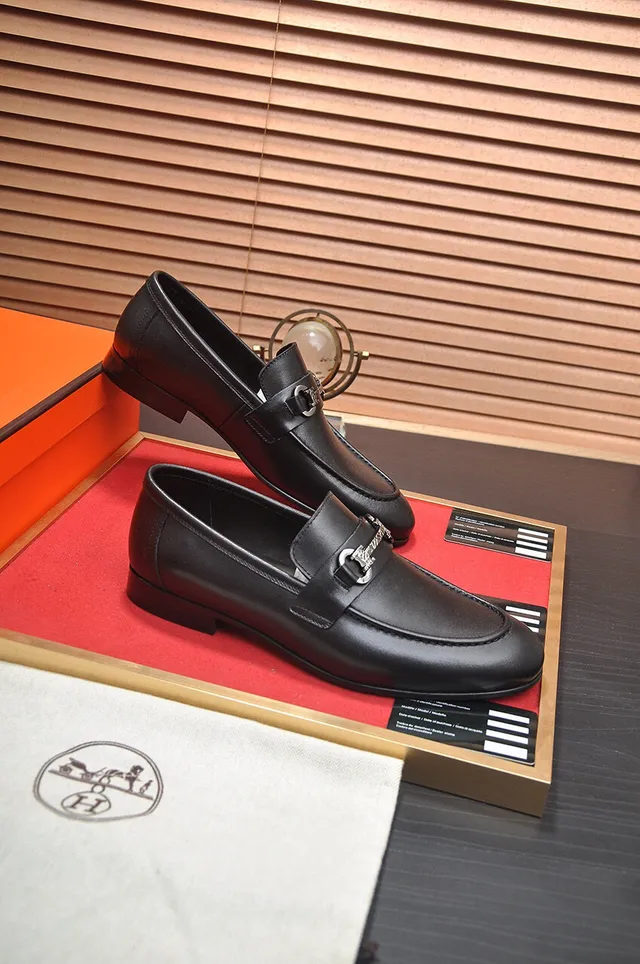 Hermès Oran Mocassins de cuero negro con mors 6