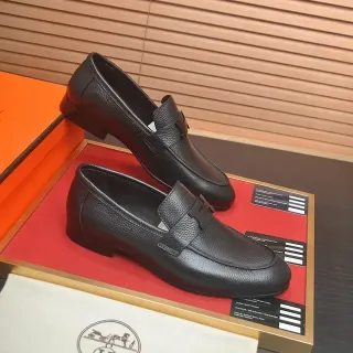 Hermès Oran 黑色粒面皮革 H-Buckle 乐福鞋