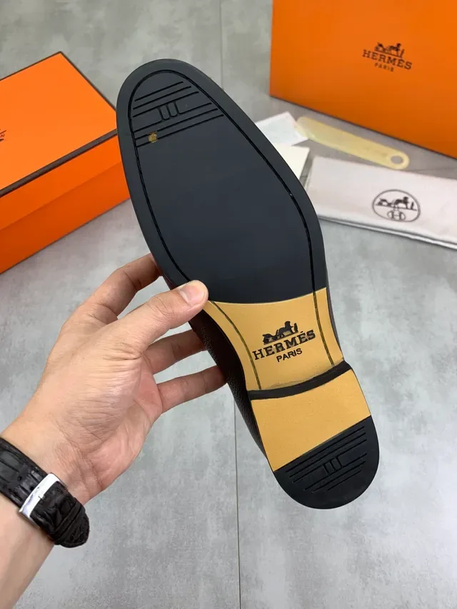 Hermès Oran Brown Gold Pebbled Leather H-Buckle Hardware Loafer 2