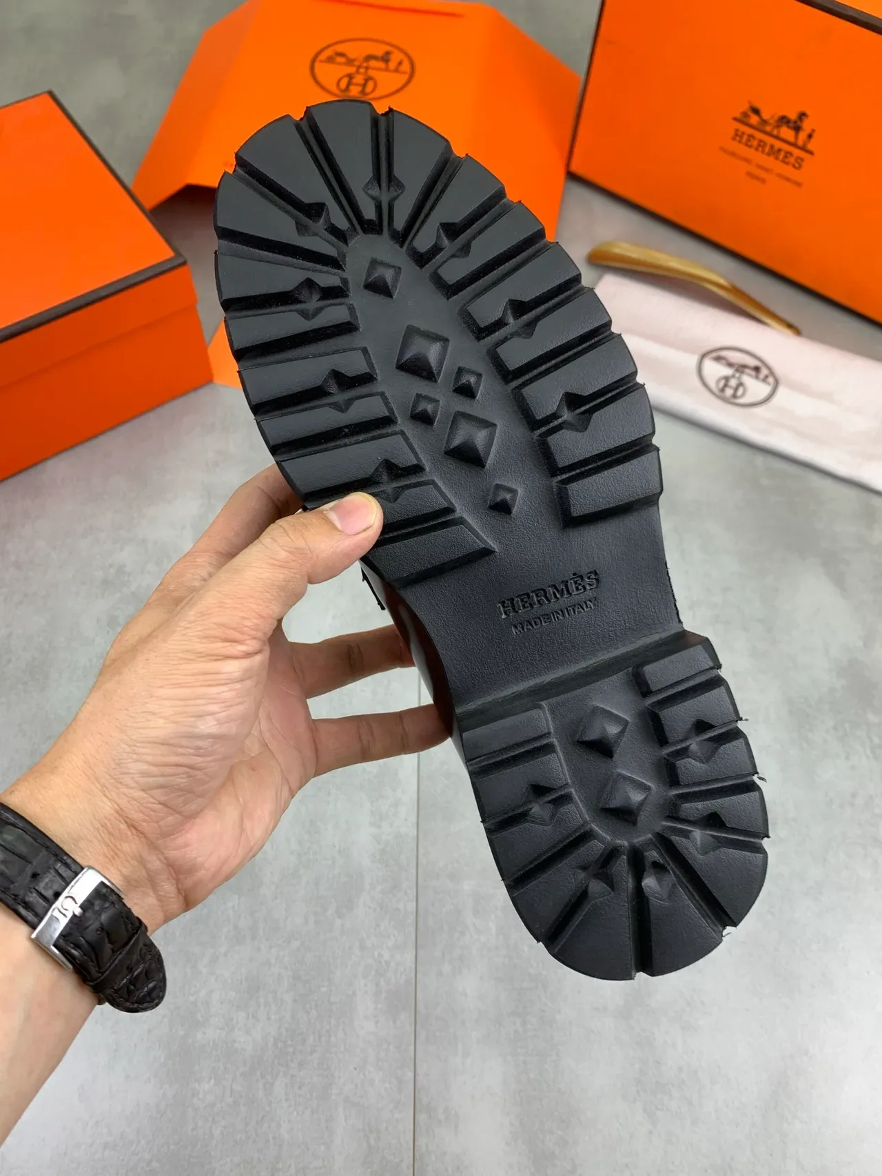 Hermès Oran 流苏乐福鞋 棕色抛光皮 3