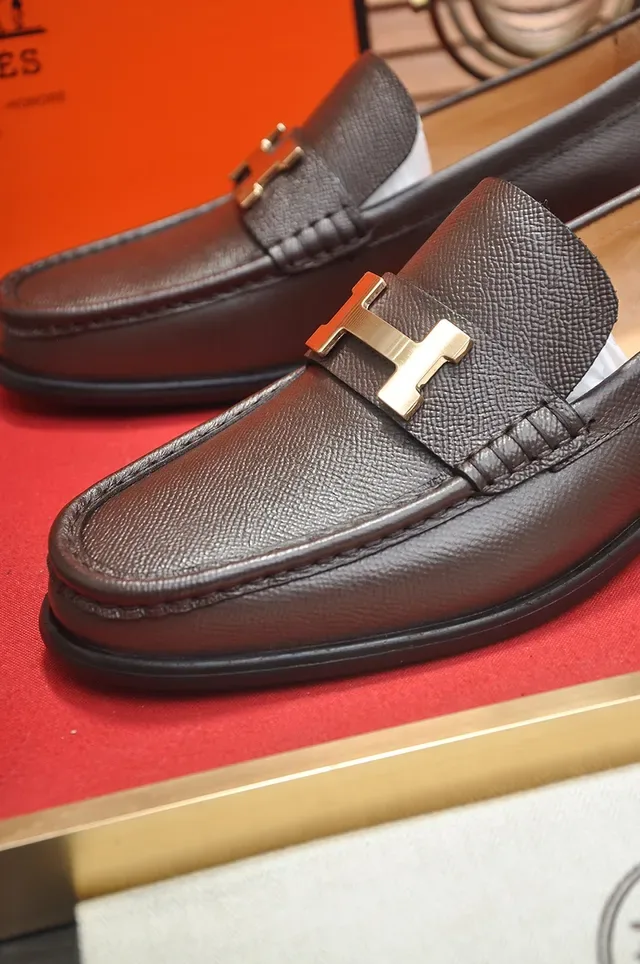 Hermès Oran Mocassim Marrom Couro Texturizado Fivela H Mocassins 2