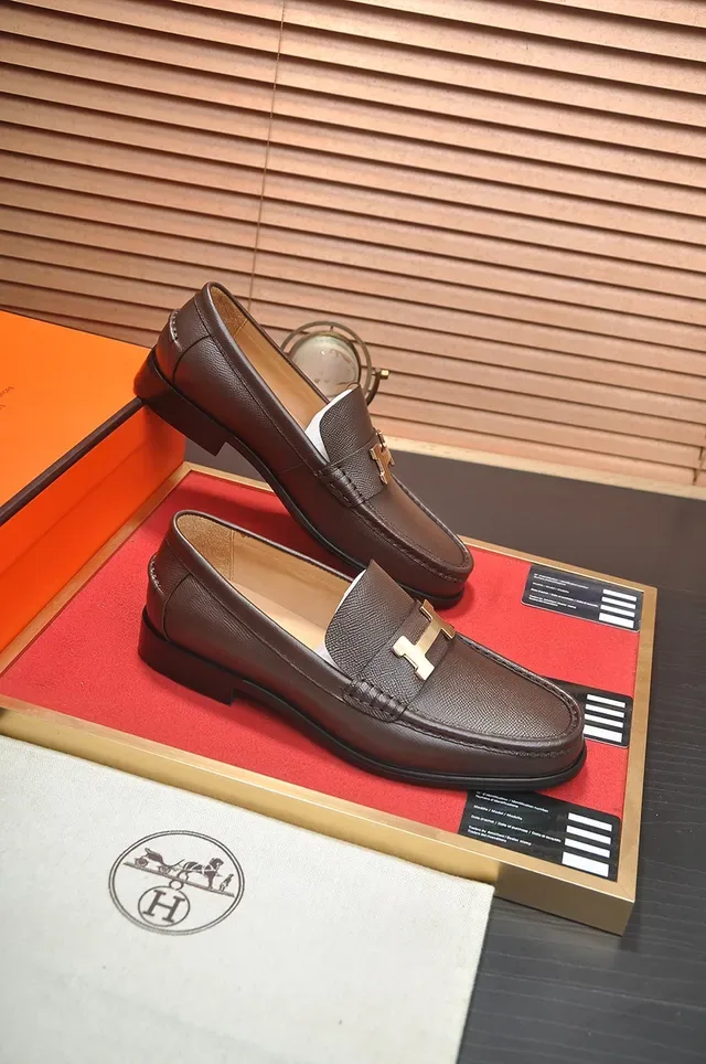 Hermès Oran Mocassim Marrom Couro Texturizado Fivela H Mocassins 4