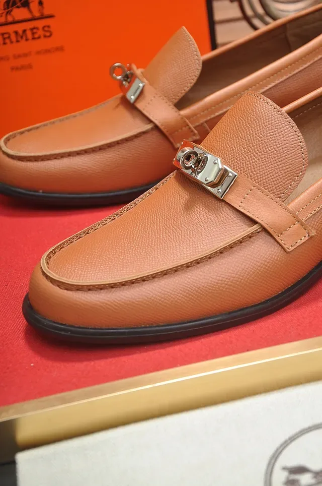 Hermès Oran Loafer Moccasins cuir texturé couleur tan 2