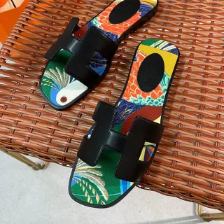 Hermès Oran Multicolor Printed Canvas Casual Sandals