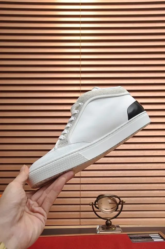 Hermès সাদা-কালো হাই-টপ মিক্সড-ম্যাটেরিয়াল আপার লाइফস্টাইল স্নিকার 6
